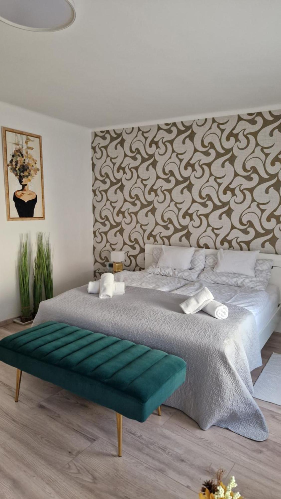 Anida Holiday Home Sopron Luaran gambar